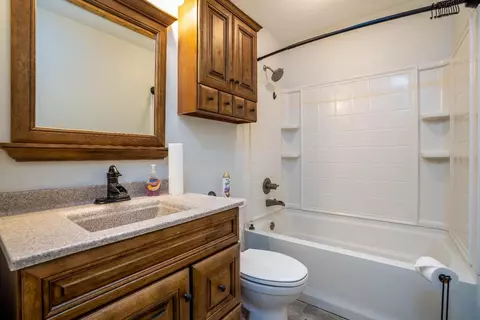 11601 N 200, De Motte, IN 46310 photo 14