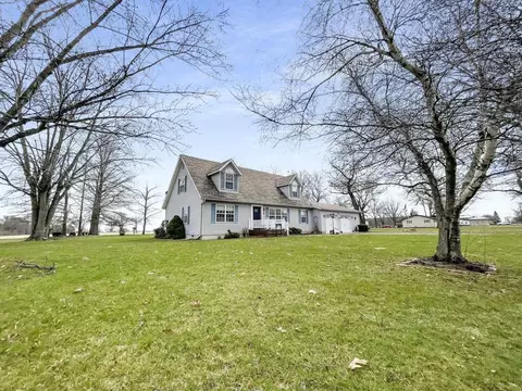 9353 S 250, Hamlet, IN 46532 photo 2