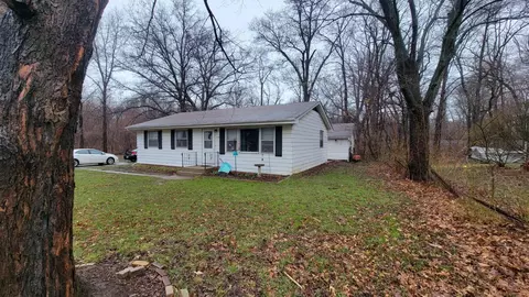 1390 Lawson Ln, Porter, IN 46304 photo 2