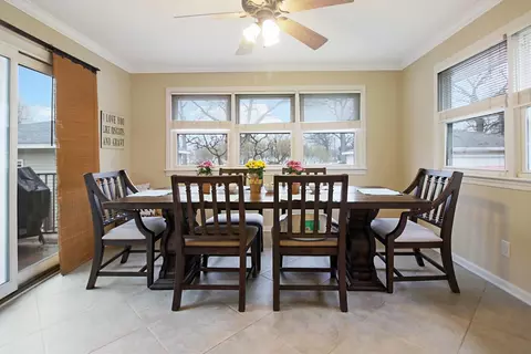 1009 S Park Dr, Griffith, IN 46319 photo 5