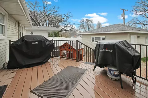 1009 S Park Dr, Griffith, IN 46319 photo 15