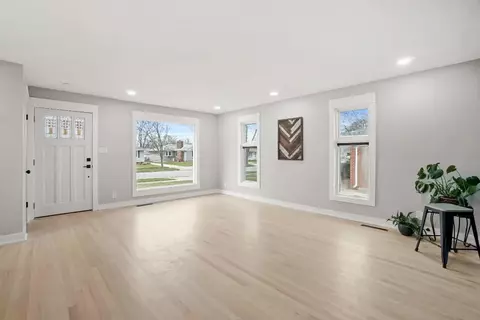 245 Briar Ln, Munster, IN 46321 photo 12
