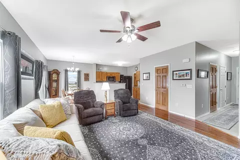 7505 E 112th Ave, Crown Point, IN 46307 photo 4
