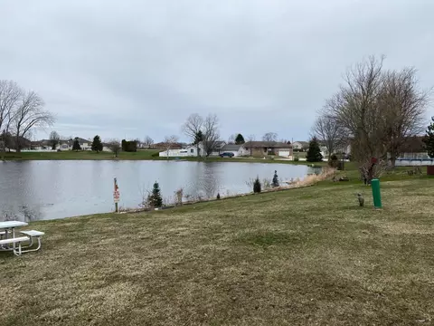 2802 Painted Leaf Dr, Crown Point, IN 46307 photo 5