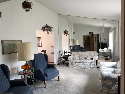 2802 Painted Leaf Dr, Crown Point, IN 46307 photo 7