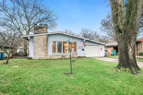 8219 Locust Ave, Gary, IN 46403 photo 1