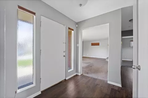 8541 Parkview Ave, Munster, IN 46321 photo 9