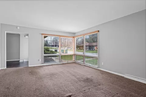 8541 Parkview Ave, Munster, IN 46321 photo 12