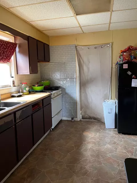 4192 Massachusetts St, Gary, IN 46409 photo 8