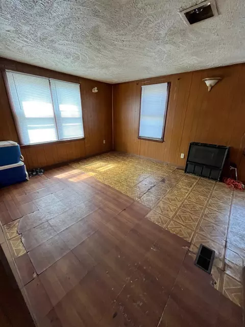 4192 Massachusetts St, Gary, IN 46409 photo 16