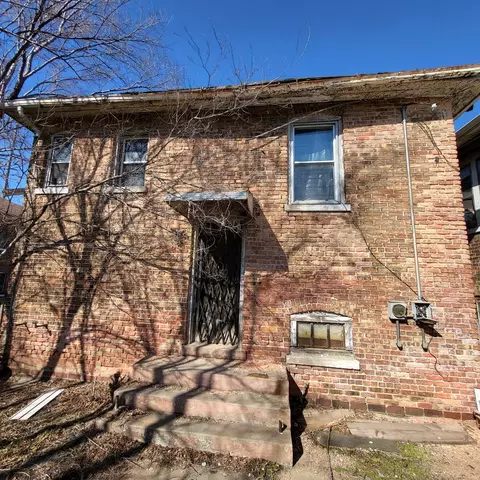 823 W 11th Ave, Gary, IN 46402 photo 3