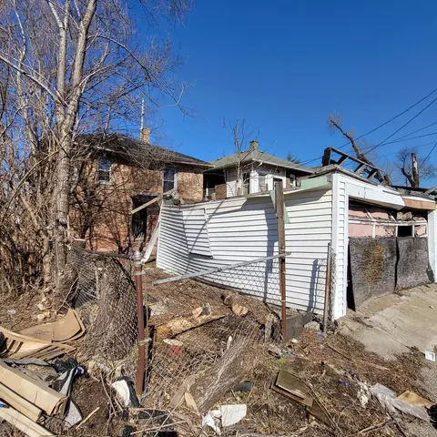 823 W 11th Ave, Gary, IN 46402 photo 6