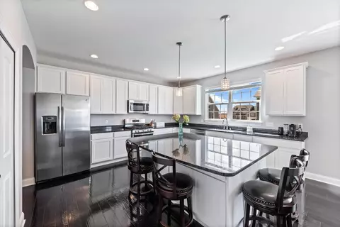 3003 Kickbush Dr, Valparaiso, IN 46385 photo 10