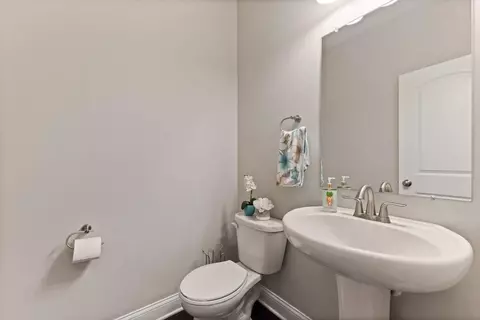 3003 Kickbush Dr, Valparaiso, IN 46385 photo 11