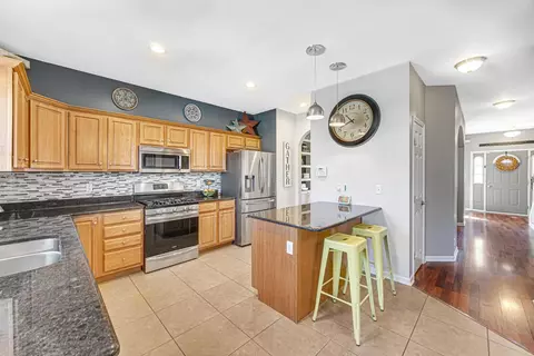207 Talon Dr, Valparaiso, IN 46385 photo 9