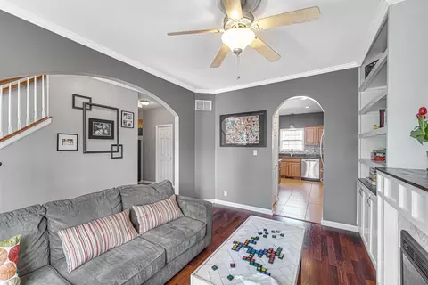 207 Talon Dr, Valparaiso, IN 46385 photo 3