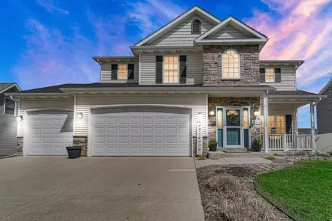 207 Talon Dr, Valparaiso, IN 46385 photo 2