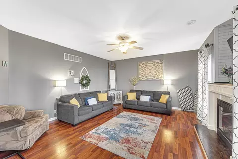 207 Talon Dr, Valparaiso, IN 46385 photo 12