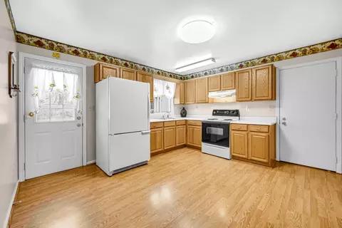 1548 S Broad St, Griffith, IN 46319 photo 3