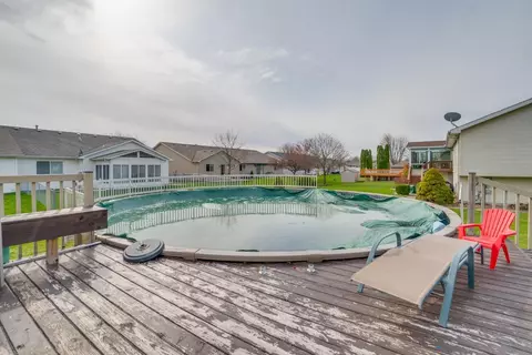 1413 Capri Ln, Dyer, IN 46311 photo 4