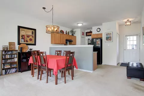 893 Flagstone Dr, Dyer, IN 46311 photo 8