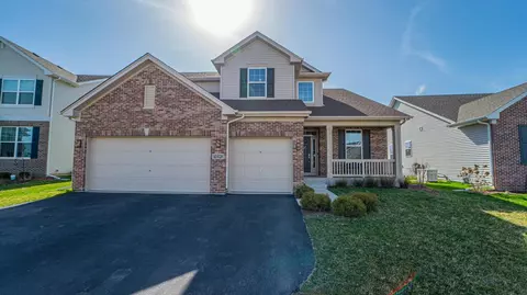10428 Red Oak Dr, Saint John, IN 46373 photo 1