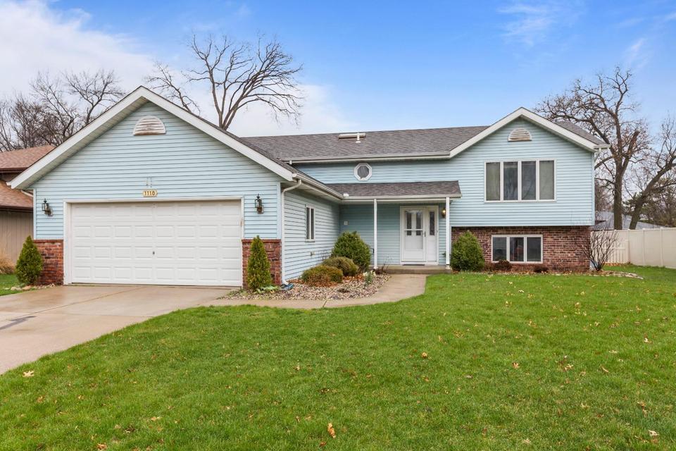 1110 W Lake St, Griffith, IN 46319 24 Photos MLS 510497 Movoto