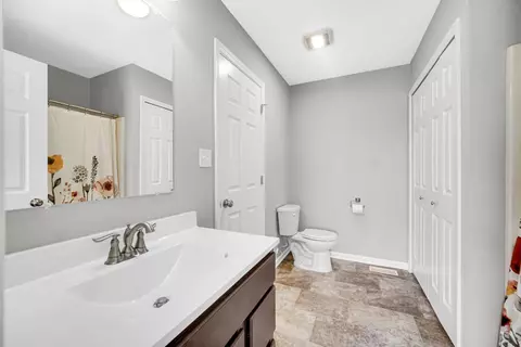 979 E 117th Pl, Crown Point, IN 46307 photo 17