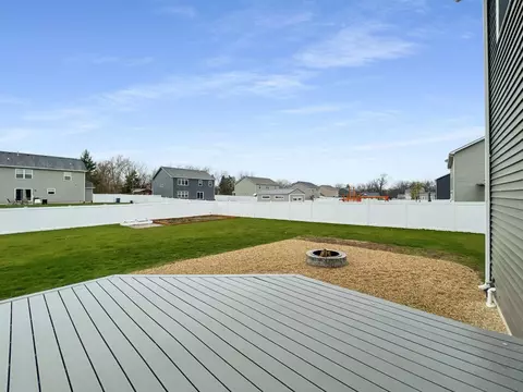 8830 Drake Dr, Saint John, IN 46373 photo 4