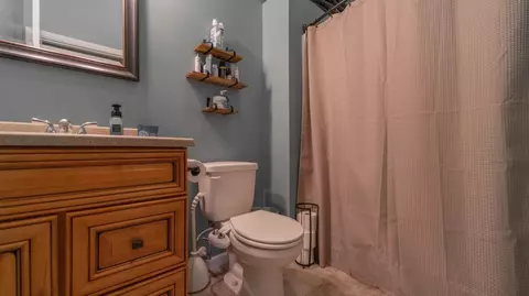 640 Gilbert Ct, Hobart, IN 46342 photo 27