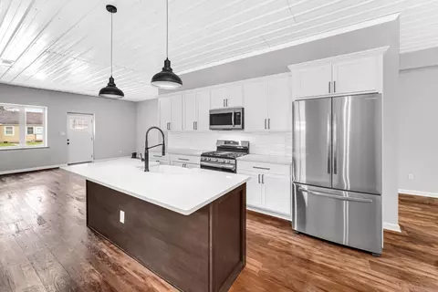 106 Mcalpin St, Hebron, IN 46341 photo 6
