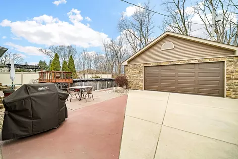 304 W 38th Ct, Griffith, IN 46319 photo 26