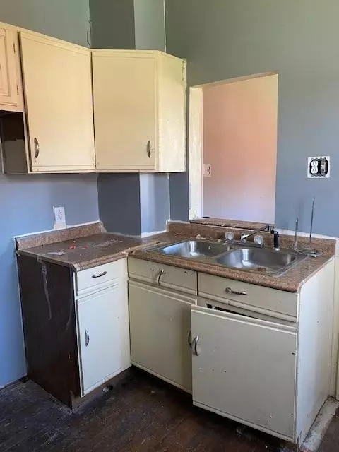 4569 Connecticut St, Gary, IN 46409 photo 6