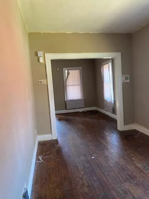 4569 Connecticut St, Gary, IN 46409 photo 2