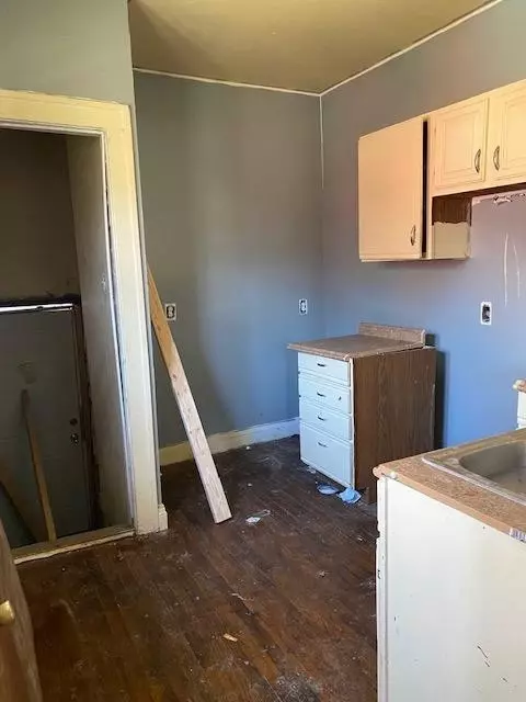 4569 Connecticut St, Gary, IN 46409 photo 7