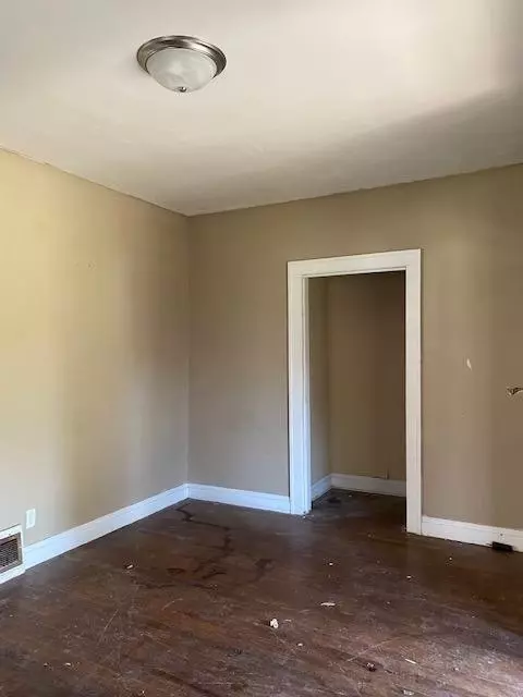 4569 Connecticut St, Gary, IN 46409 photo 9