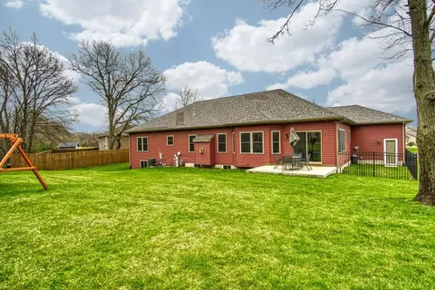 822 Daisy Cir, De Motte, IN 46310 photo 30