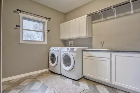 822 Daisy Cir, De Motte, IN 46310 photo 17