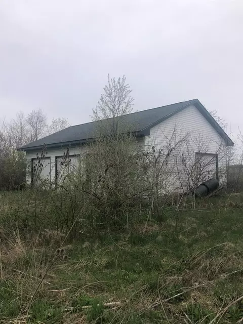 519 W 650, Hebron, IN 46341 photo 4