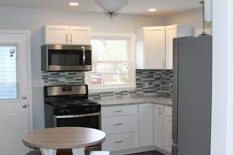 524 W Elm St, Griffith, IN 46319 photo 8