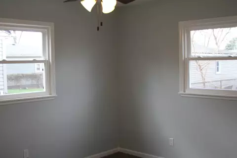 524 W Elm St, Griffith, IN 46319 photo 6