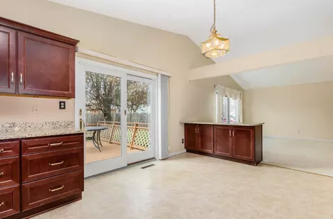 2704 Morningside Dr, Crown Point, IN 46307 photo 8