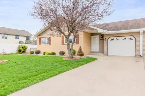 2704 Morningside Dr, Crown Point, IN 46307 photo 2