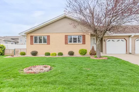 2704 Morningside Dr, Crown Point, IN 46307 photo 1