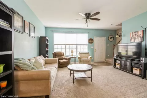 945 E 114th Pl, Crown Point, IN 46307 photo 4