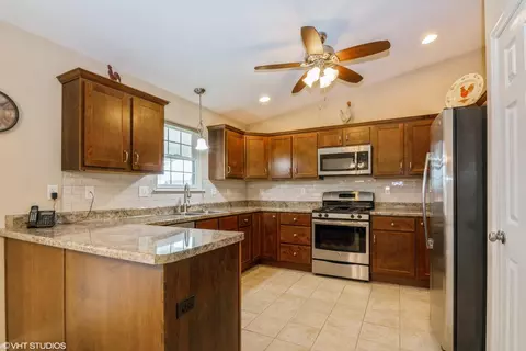 9497 W 107th Pl, Saint John, IN 46373 photo 7