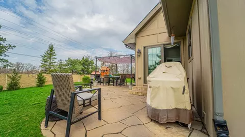 9710 Laurel Ct, Munster, IN 46321 photo 49
