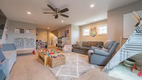9710 Laurel Ct, Munster, IN 46321 photo 41