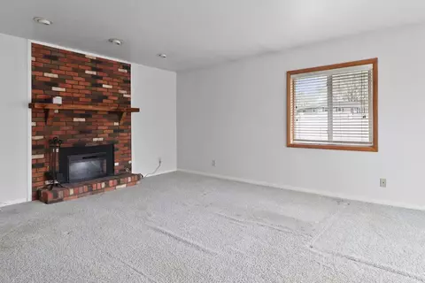 1214 Elm St, Griffith, IN 46319 photo 4