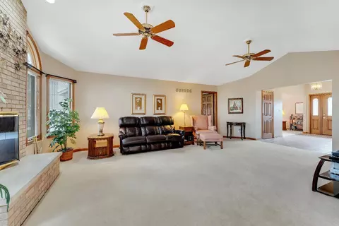 1119 Cornwallis Ln, Munster, IN 46321 photo 11